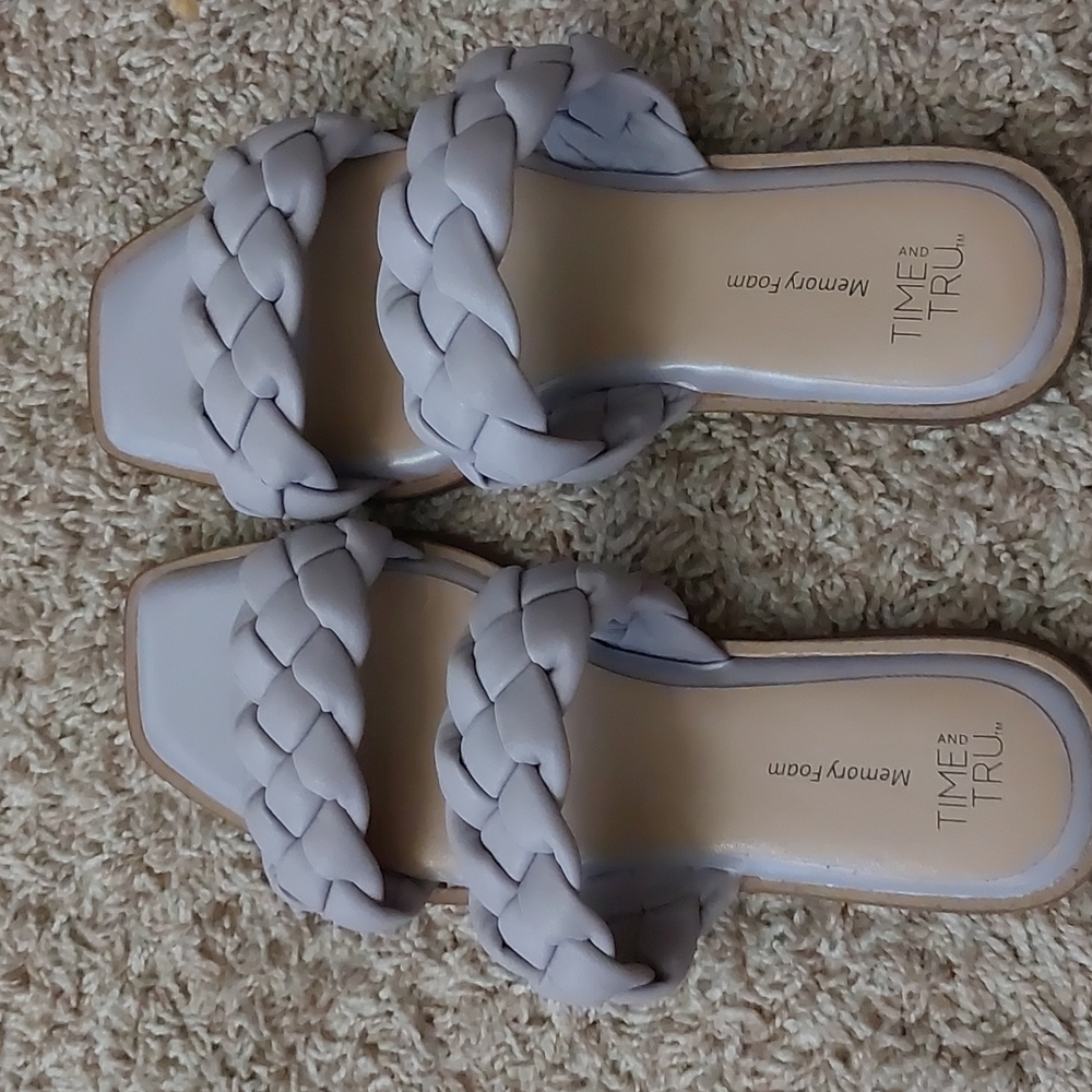 Time and tru purple braided Sandals